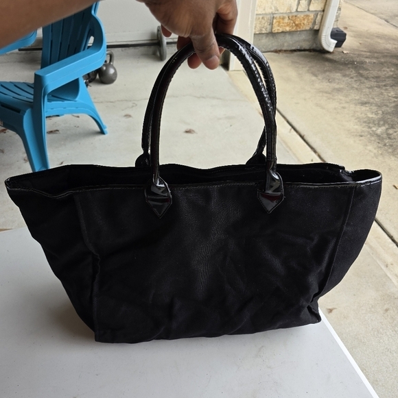 Victorias Secret Weekender Tote Shoulder Bag Gold Chain Black White Beach New - Picture 10 of 13